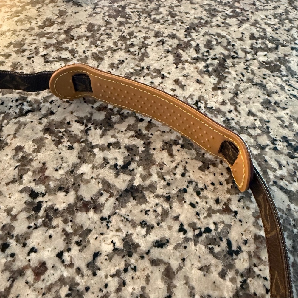 Louis Vuitton Monogram Danube 21 - Picture 15 of 15